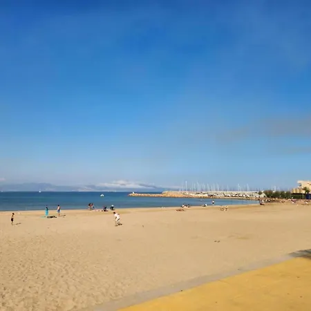 In Near Cala De La Creu